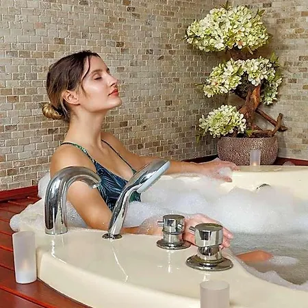 Отель Optimum Luxury Hotel&spa
