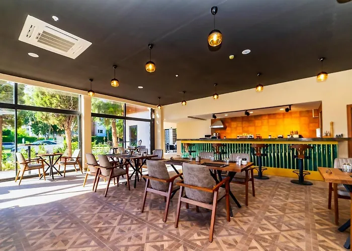 Optimum Luxury Hotel&spa Hotel *