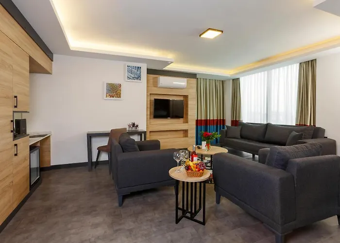 Optimum Luxury Hotel&spa Hotel *